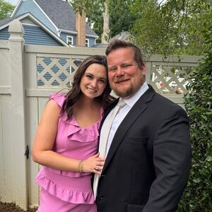 Meet your Posher, Mabry